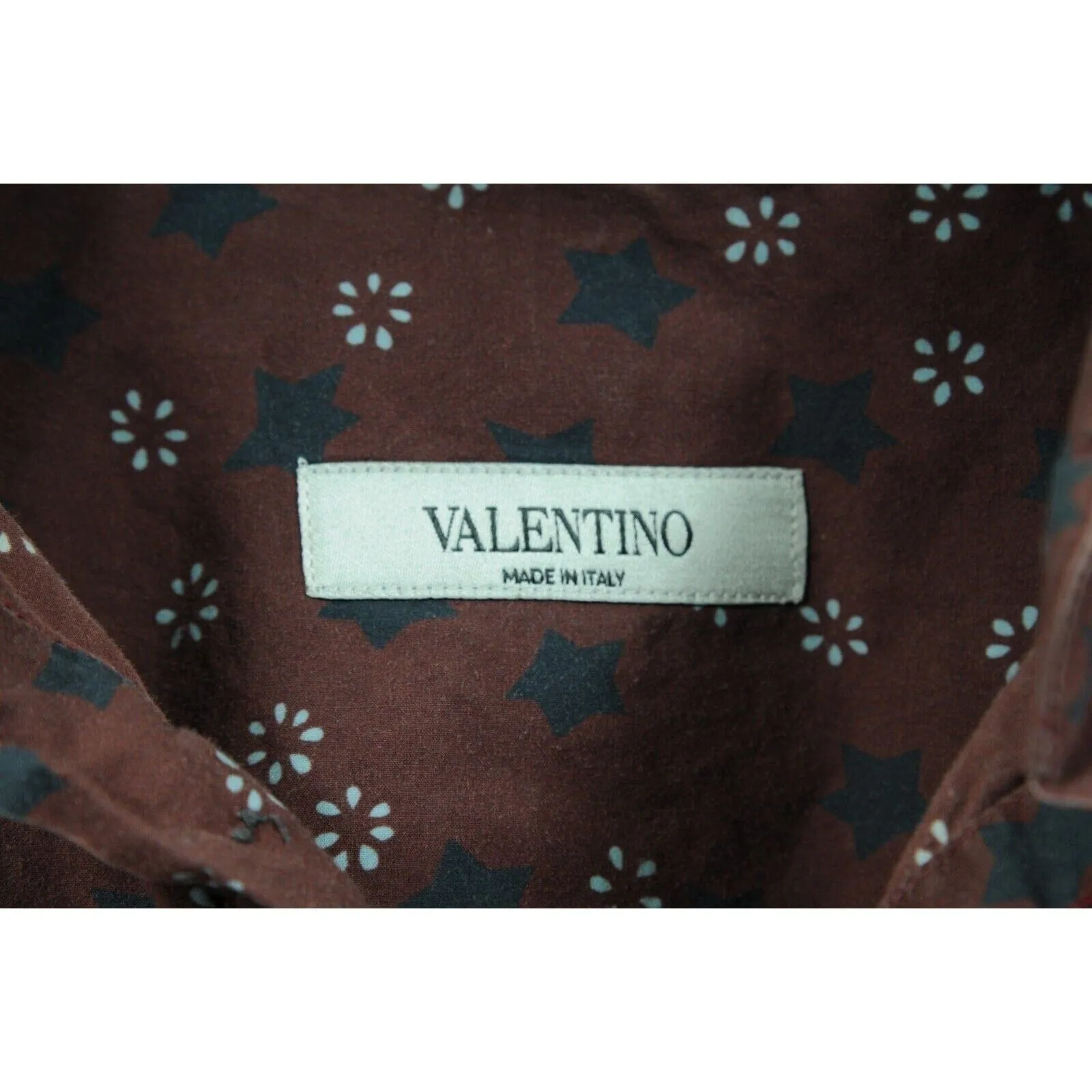 3/4 Burgundy Red Star Button Down Shirt