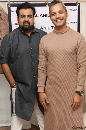 Riaan George In Quilted Polo Neck Kurta
