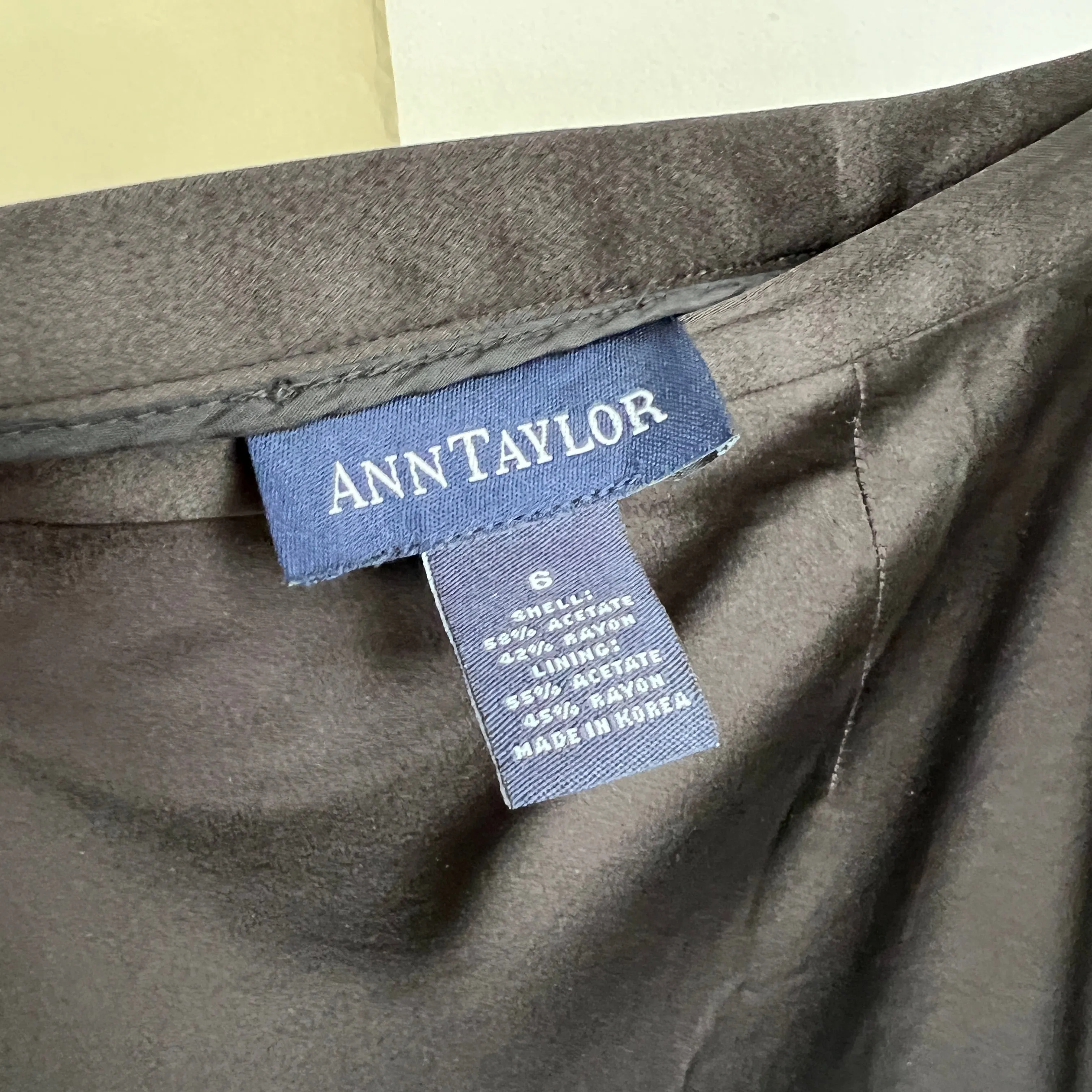 Vtg 90s black satin maxi skirt (S/M)