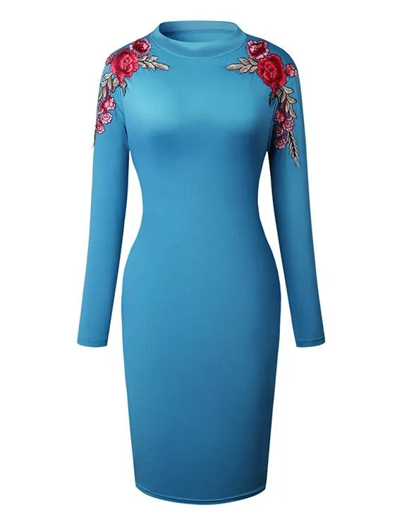 Wholesale Blue Crew Neck Long Sleeve Embroidered Bodycon Hem Casual Dresses