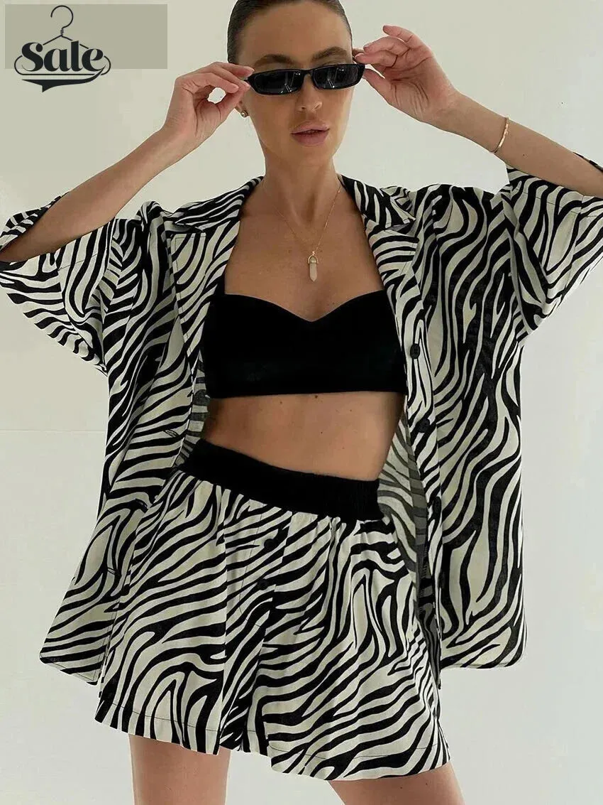 Women's 2 Piece Zebra Print Shirt & Shorts in Hawaiian Style