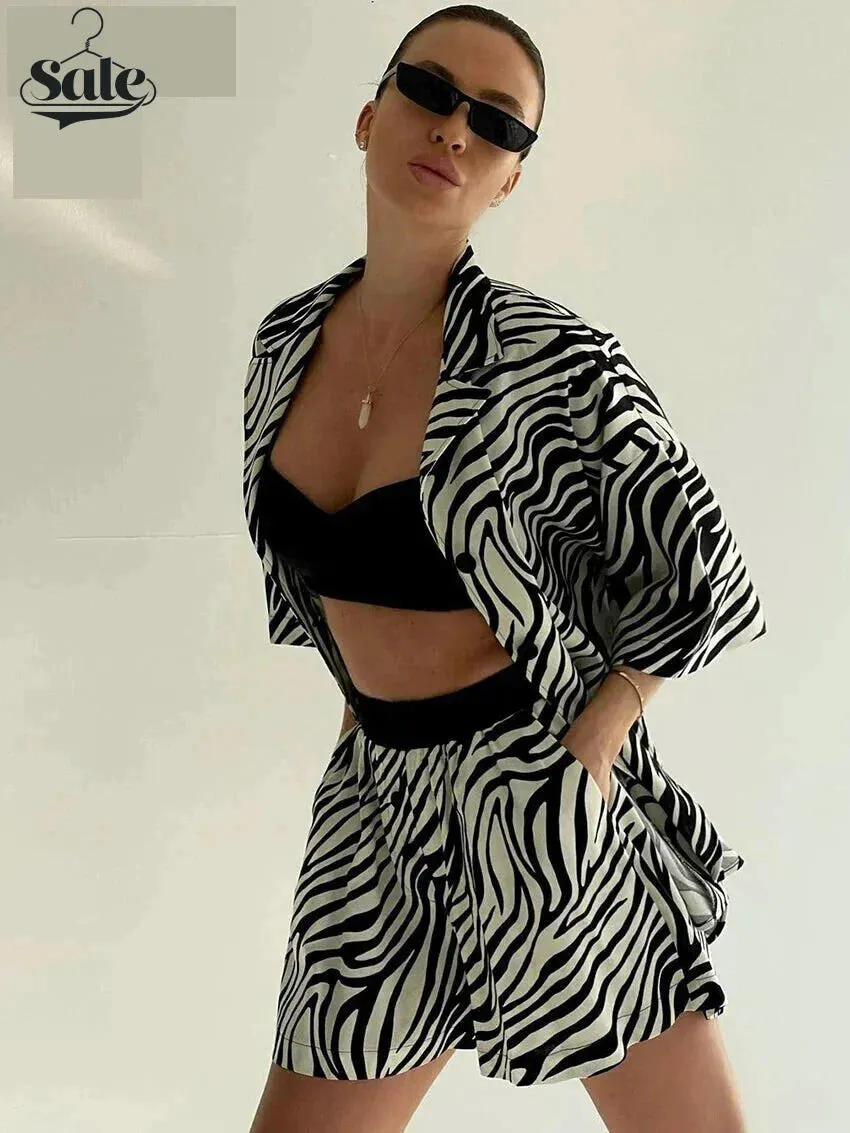 Women's 2 Piece Zebra Print Shirt & Shorts in Hawaiian Style