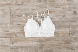 XOXO Scalloped Lace Bralette In Ivory